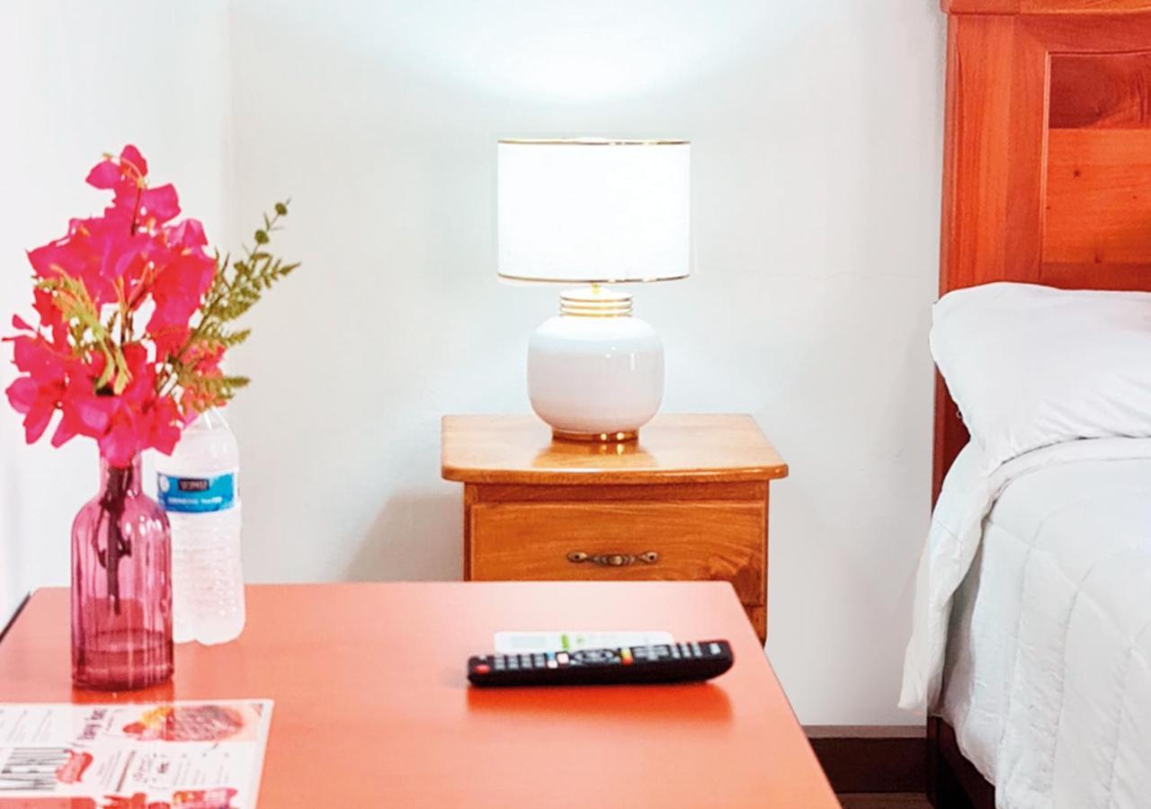 Hotel Cocoview, Bar & Restaurante Valle de Angeles Εξωτερικό φωτογραφία