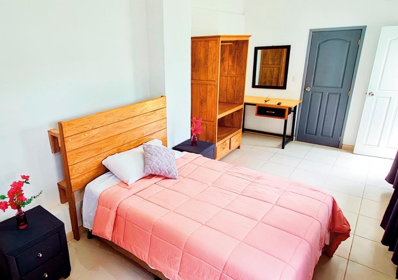 Hotel Cocoview, Bar & Restaurante Valle de Angeles Εξωτερικό φωτογραφία