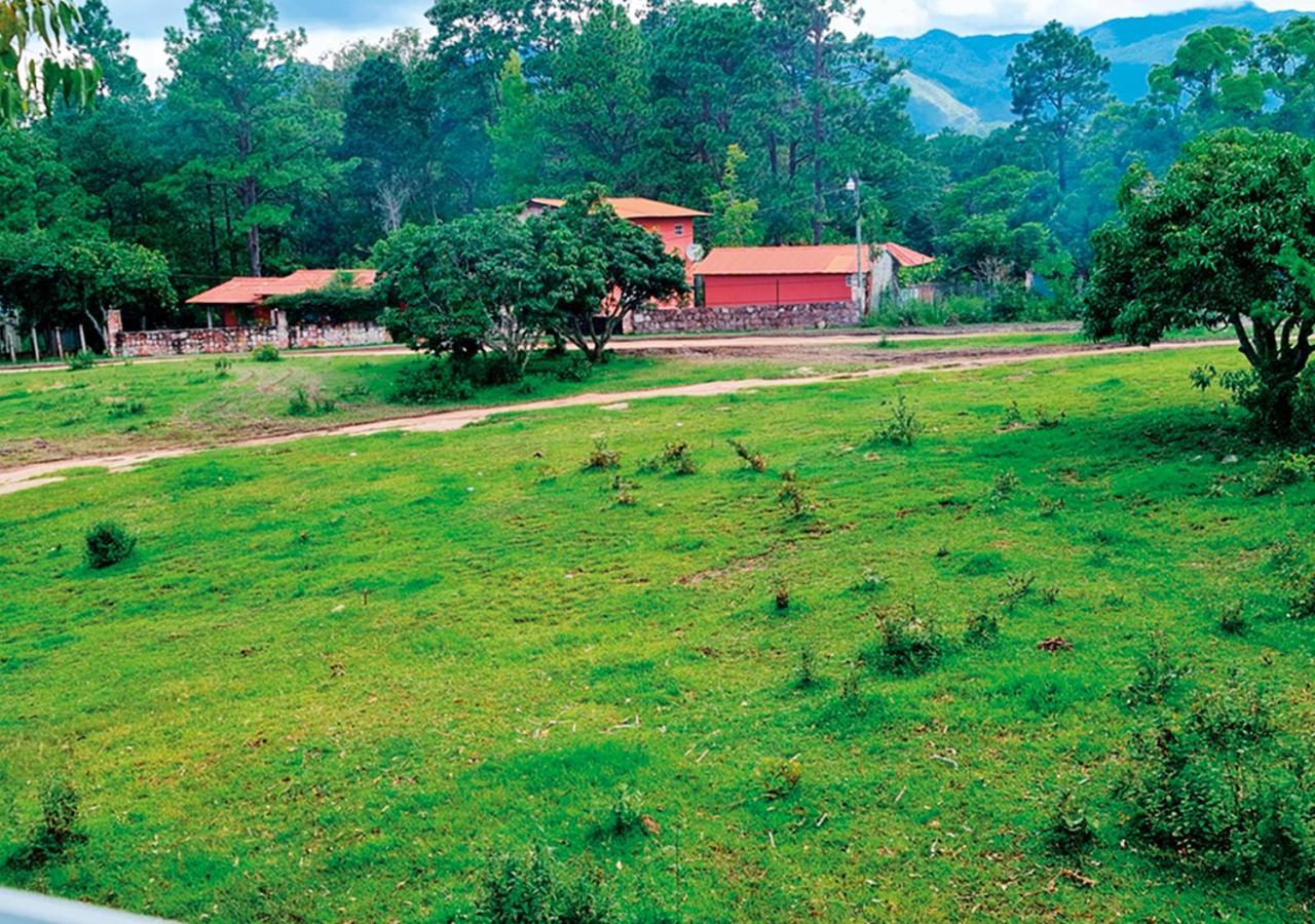 Hotel Cocoview, Bar & Restaurante Valle de Angeles Εξωτερικό φωτογραφία